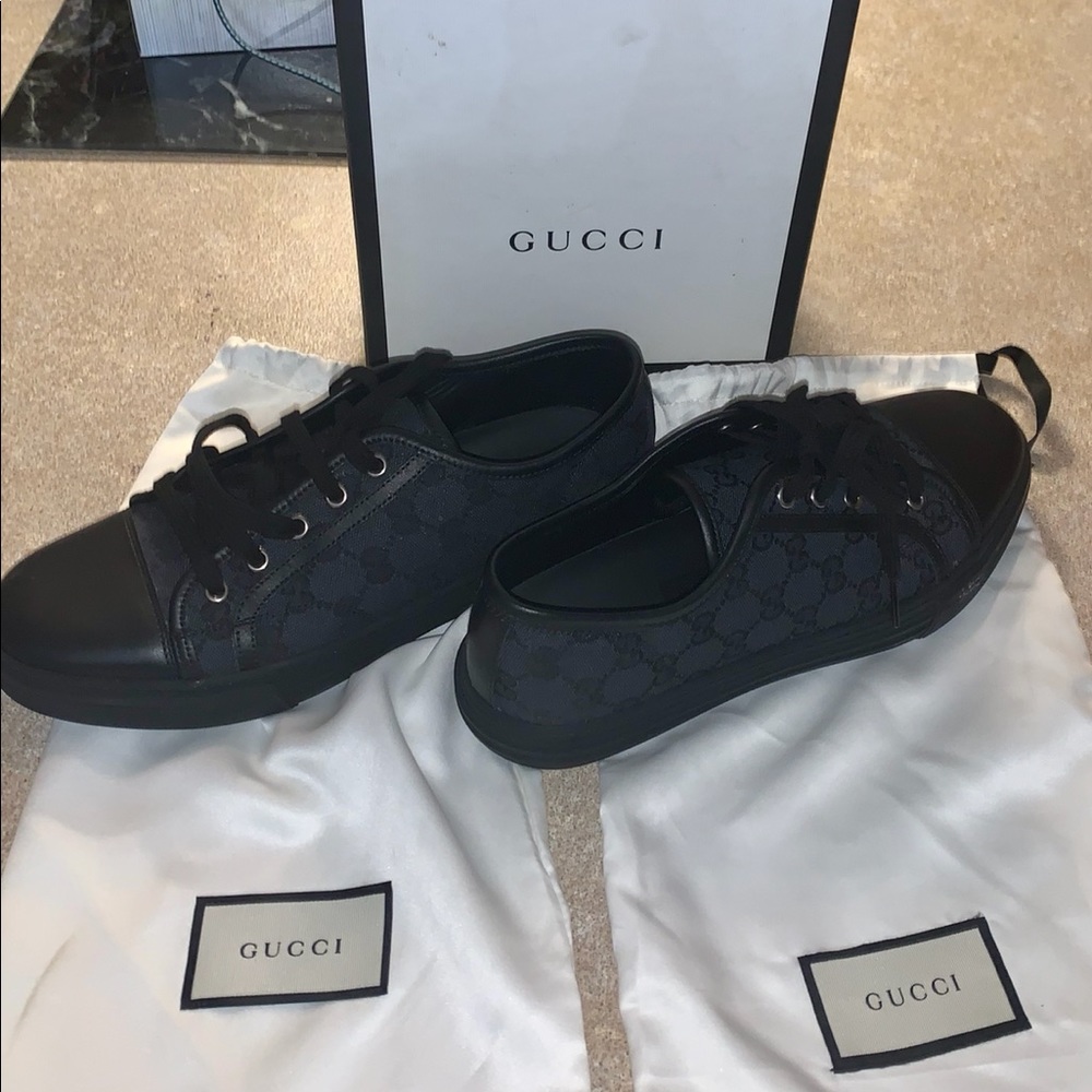**FLASH SALE****Authentic GUCCI Black Canvas Leather trim Embellishment shoes